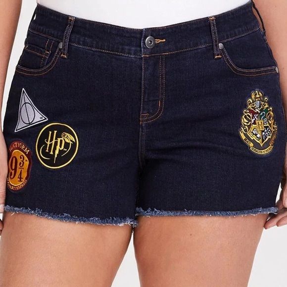 Torrid Harry Potter Embroidered Patch Denim Shorts - Picture 10 of 10